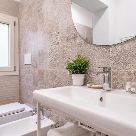 -le Stanze Dei Pico- Wi-fi, Nel Cuore Di - Terrazza Unica Sul Tetto * Mirandola