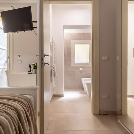 -le Stanze Dei Pico- Wi-fi, Nel Cuore Di - Terrazza Unica Sul Tetto Apartment Mirandola