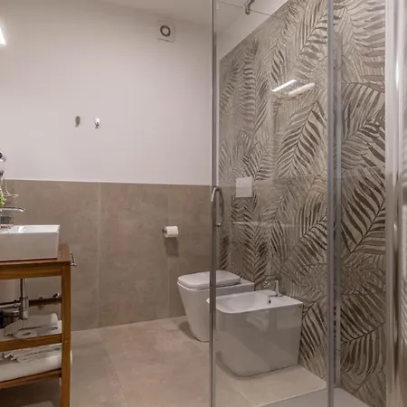 Apartment -le Stanze Dei Pico- Wi-fi, Nel Cuore Di - Terrazza Unica Sul Tetto *