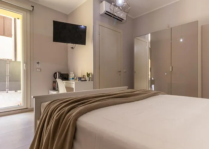 Appartement -le Stanze Dei Pico- Wi-fi, Nel Cuore Di - Terrazza Unica Sul Tetto *